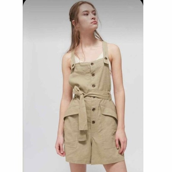 Urban Outfitters Pants - NWT Urban Outfitters Quay Boho T-Back Button Up Shortall in Olive Size Medium